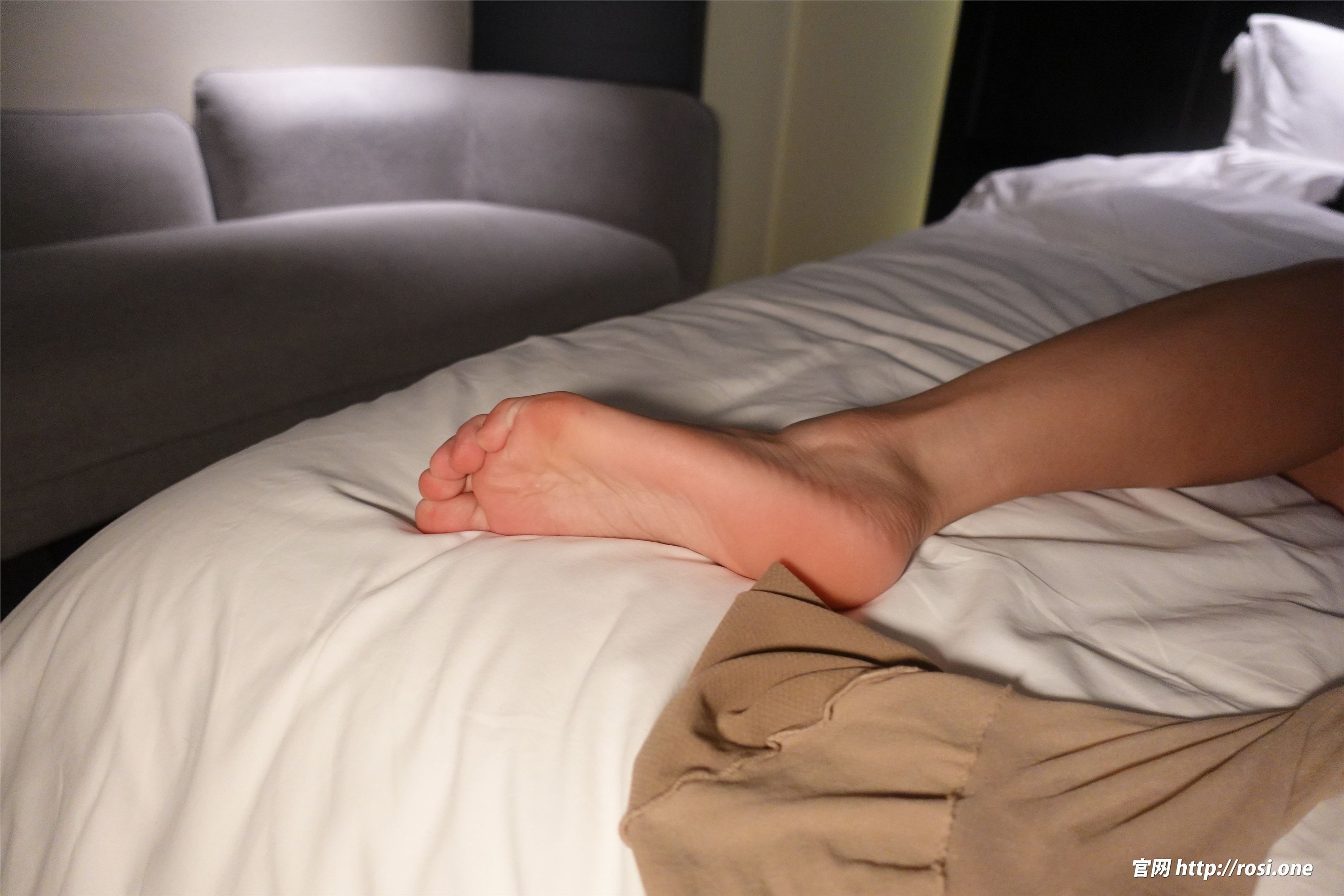 ROSI写真 2022.01.26 NO.3705